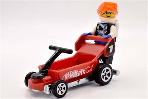 DRAGGIN WAGONのレビューラジオフライヤーがドラッグマシン風の玩具に HKG Hot Wheels 情報まとめ