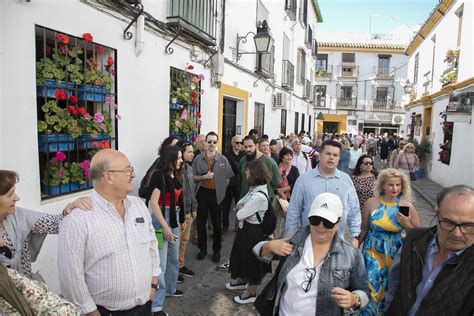 El Ambientazo Del Primer S Bado En Los Patios De C Rdoba