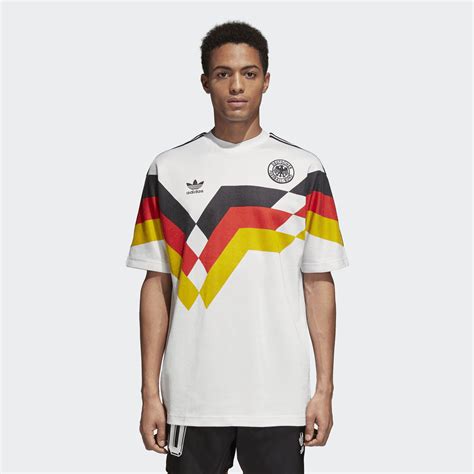 À travers frontière Chambre adidas deutschland t shirt retro 1990 avoir