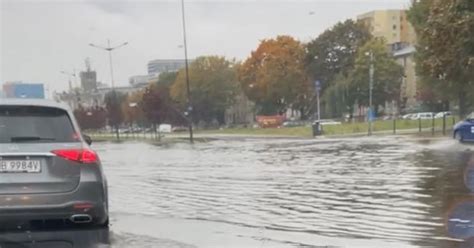 Ulewy W Polsce Stra Acy Interweniowali Ponad Razy Wiadomo Ci