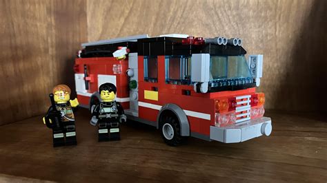 Lego Fire Engine MOC : r/lego