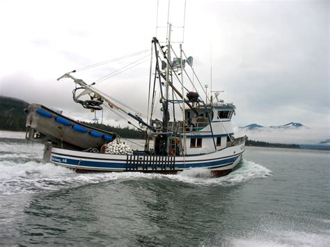 Guided Alaska Halibut And Salmon Fishing In Southeast Alaska