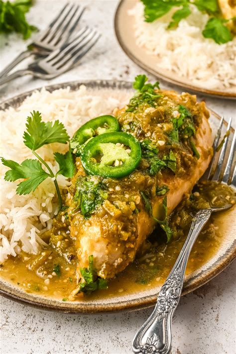 Easy Salsa Verde Chicken Recipe The Novice Chef