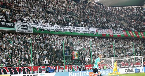 Skandaliczne Transparenty Na Stadionie Legii Warszawa