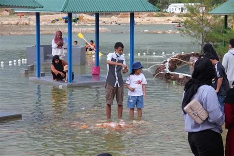 Foto Taman Bmw Di Bangka Barat Bekas Tambang Timah Yang Kini Jadi