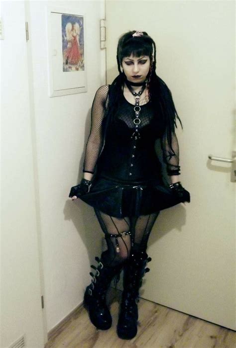 Pin By Alison Ehrick On Goths Goth Outfits Goth Outfits Plus Size