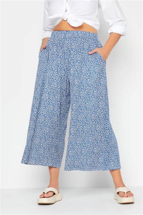 LIMITED COLLECTION Plus Size Blue Ditsy Print Extra Wide Leg Culottes