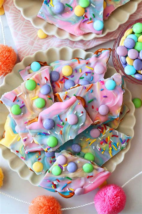 Easy Easter Candy Bark Simply Happenings