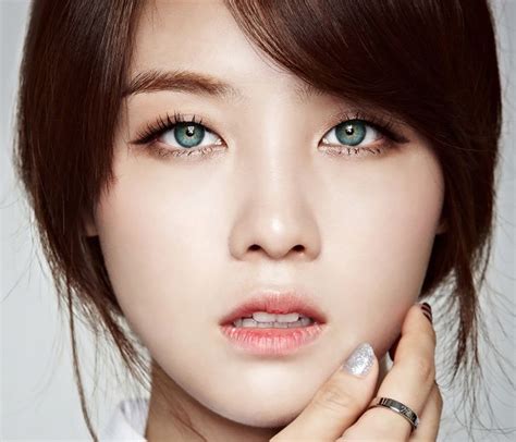 Idols Who Would Look Majestic With Blue Eyes People With Blue Eyes