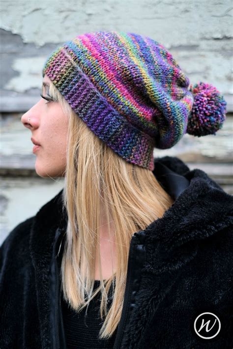 40 Easy Knit Hat Patterns (Free Hat Knitting Pattern)