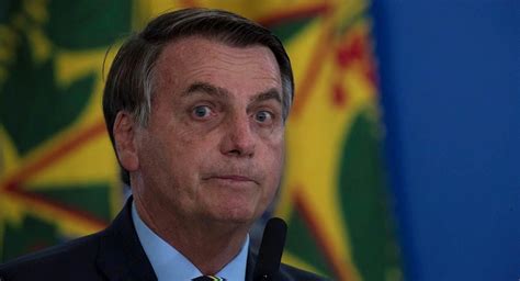 Cero Y Van Tres Jair Bolsonaro Nuevamente Da Positivo Para Covid