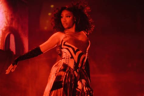 SZA Doesn't 'Have Any More Goals' and Reveals Side of Fame That Feels ...