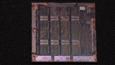 Intel Sapphire Rapids Th Gen Xeon Cpu Delidded By Der Auer Unveils