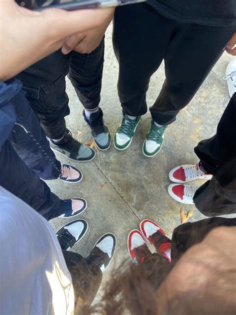 Air Jordan Friend Group Photo Friends Shoes Pic Inspo Friends Group