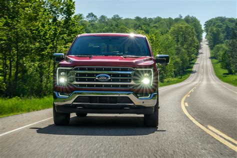 2023 Ford F-150 Lariat To Drop Super Cab Configuration