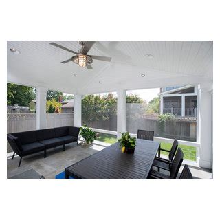 Flagstone Screen Room With Outdoor Kitchen Traditional Porch DC