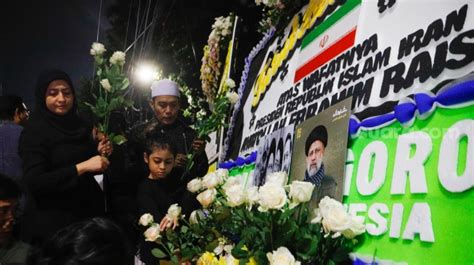 Aksi Belasungkawa Meninggalnya Presiden Ebrahim Raisi Di Kedubes Iran