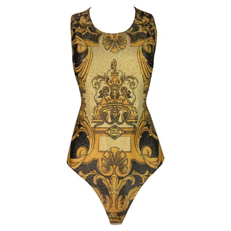 Gianni Versace Body Vintage Avec Nud Papillon Et Faux Corset Dor