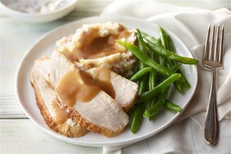 Roasted Turkey Breast w/ Mashed Potatoes and Gravy | MPK