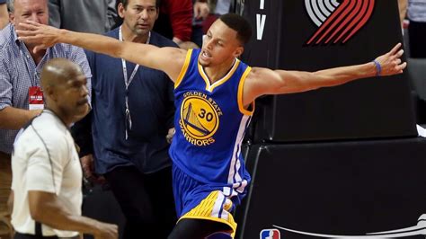 Warriors Stephen Curry Wins First Unanimous Nba Mvp