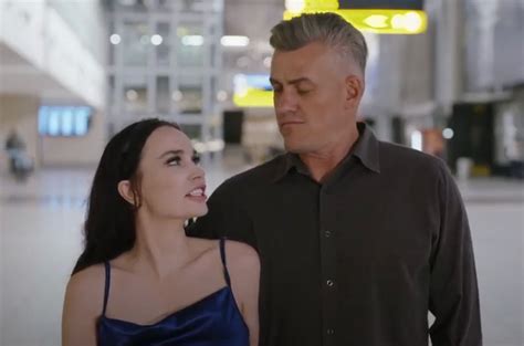 90 Day Fiancé Holly Feels Betrayed by Wayne s Secrecy Abandonment