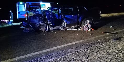 Un Muerto Y Cuatro Heridos Por Un Accidente Entre Dos Camionetas Y Un Auto En La Ruta 4 El Litoral