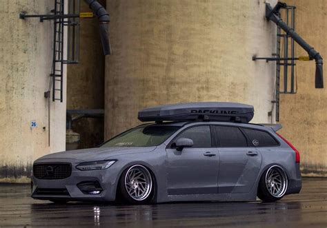 Rasmus Engströms 2017 Volvo V90 Wide Body On