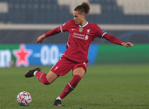 Zagueiro Do Liverpool Rhys Williams Se Lesiona A Serviço Da Seleção