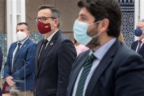 Los Ex Diputados De Vox De Murcia Acuerdan Con El Pp El Pin Parental Y