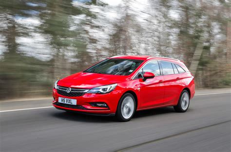 Vauxhall Astra Estate Review 2017 - Vauxhall Astra Review