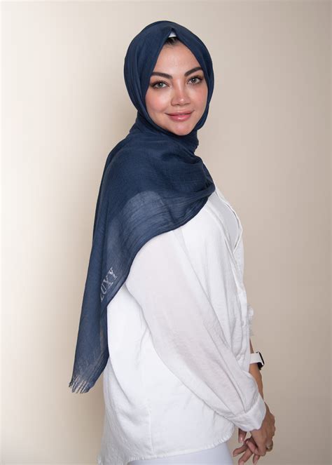 Modal Cotton Hijab In Navy LUXY HIJAB