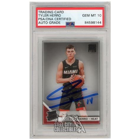 Tyler Herro 2019 20 Panini Clearly Donruss Autograph Rookie Card 63