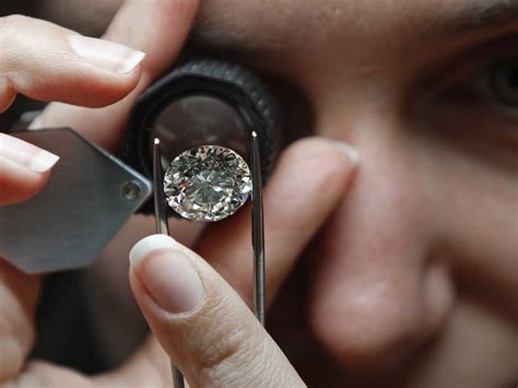 How To Identify Real Diamonds At Home Real Vs Fake Diamonds