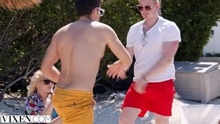 Vixen Lifeguard Ellie Meets Guest On Private Beach Porn Movies Movs