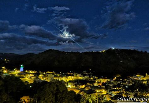 Panoramica Noche De Luna GAD DE PORTOVELO