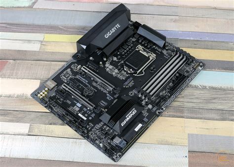 Gigabyte Z X Ultra Gaming