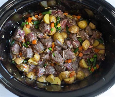 Slow Cooker Classic Beef Stew Using Onion Soup Mix Delmarvalicious