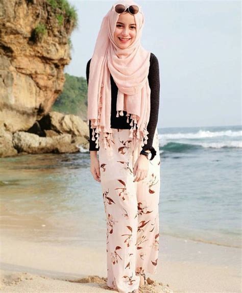 Modern Muslimah Fashion Outfit Ideas For Summer Mco