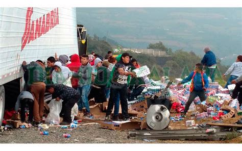 Se Impacta Tr Iler Contra Muro En Las Cumbres De Maltrata Diario De