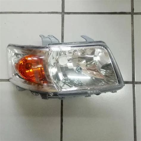 Headlamp Lampu Depan Apv Lama Mega Carry Sepasang Lazada Indonesia