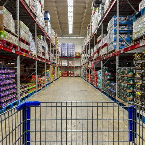 Shoppers are debating if the sam's club finder is accurate 23