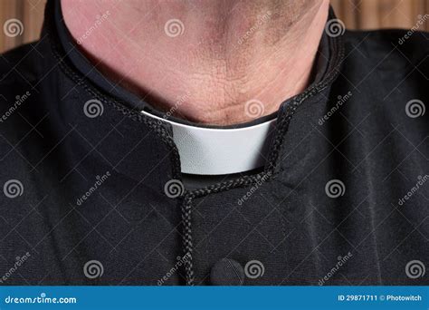 Collare D Ufficio Del Sacerdote Immagine Stock Immagine Di Maschio