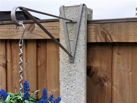 Stainless Steel Hanging Basket Brackets For Concrete Posts