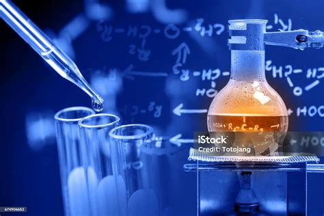 과학 연구를 위한 실험실 유리 그릇 Stem 주제에 대한 스톡 사진 및 기타 이미지 Stem 주제 강박 개발 Istock