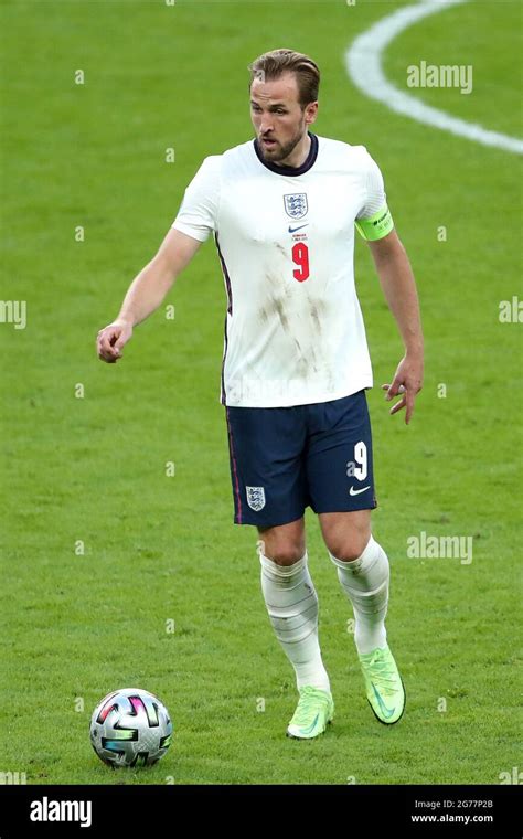 Uefa Euro Harry Kane Hi Res Stock Photography And Images Alamy