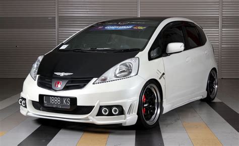 Modified Honda Jazz