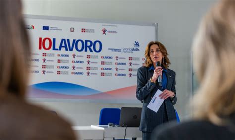 Iolavoro Lappuntamento Per Chi Cerca Occupazione Il E