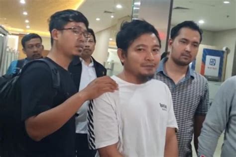 Punya 30 Kg Sabu Zul Zivilia Kaki Tangan Fredy Pratama Untuk Wilayah