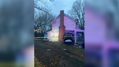 Police Wanted Convicted Felon Crashes Stolen Suv Into Mt Juliet Home