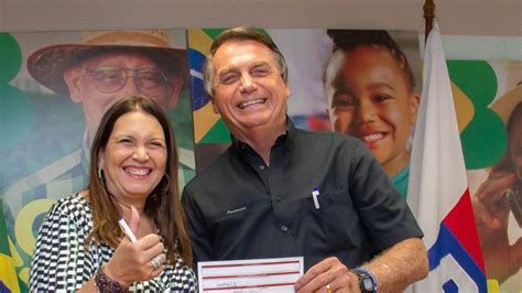 Em Ato Com Bolsonaro Eduardo E Bia Kicis Se Filiam Ao Pl